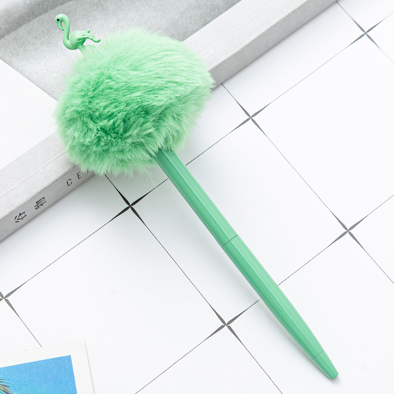 Bolígrafo De Metal Con Bola De Pelo De Corona al por mayor